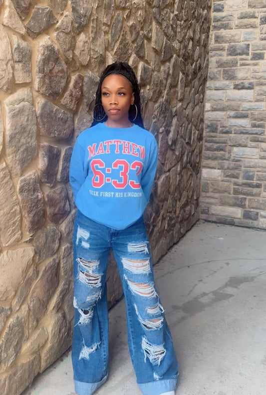 6:33 Collegiate Crewneck